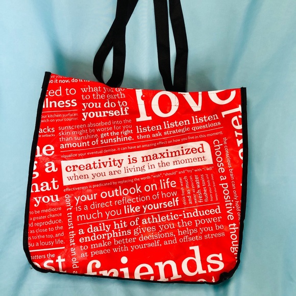 LULULEMON RECYCLABLE TOTE/S - Picture 2 of 13
